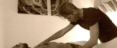 Loris Castagnoli shows a intimacy technique during Californian Massage